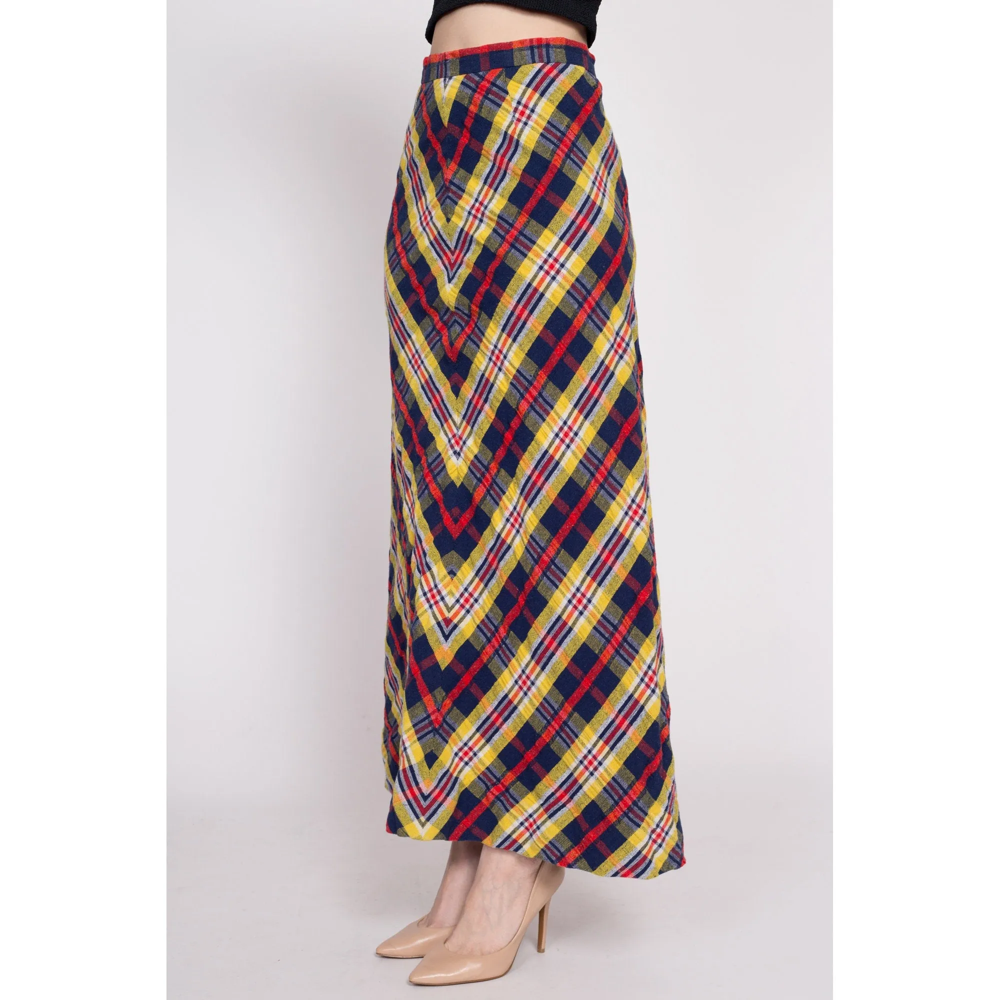 70s Plaid A-Line Maxi Skirt - Small, 27"