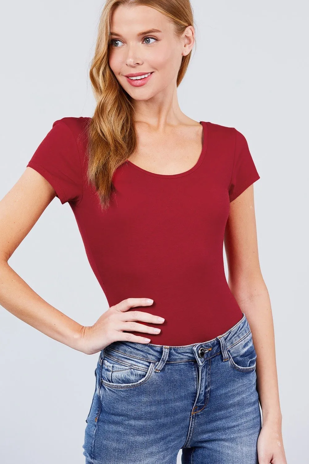 Basic Solid Short Sleeve Scoop Neck Bodysuit