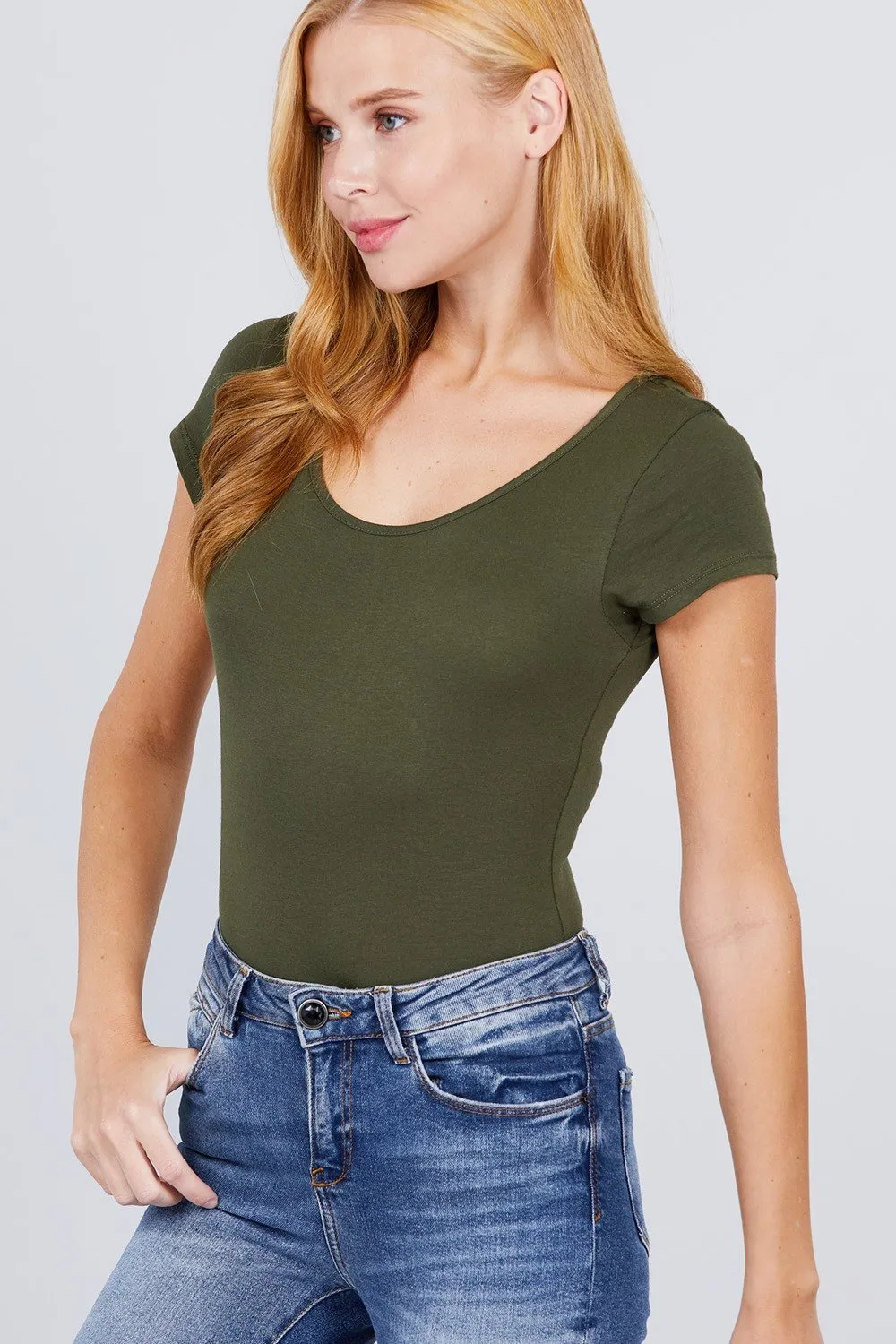 Basic Solid Short Sleeve Scoop Neck Bodysuit