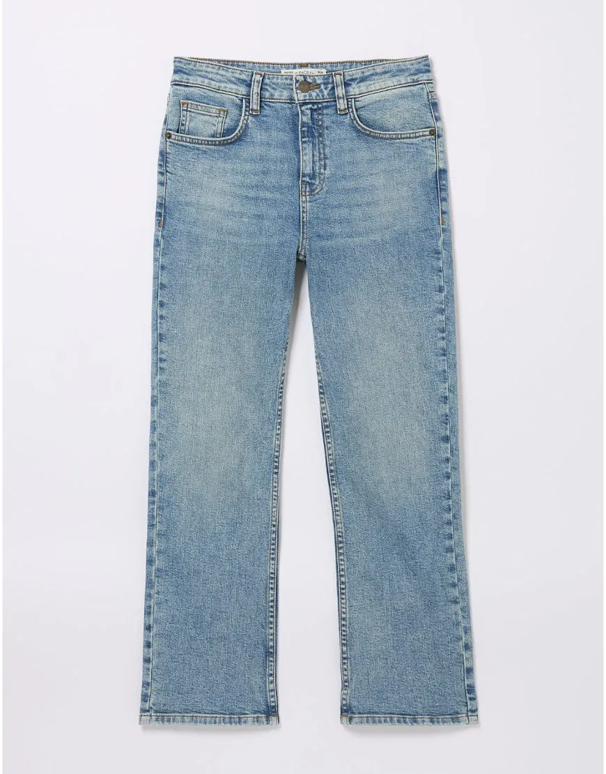 Capri Jeans in Light Blue