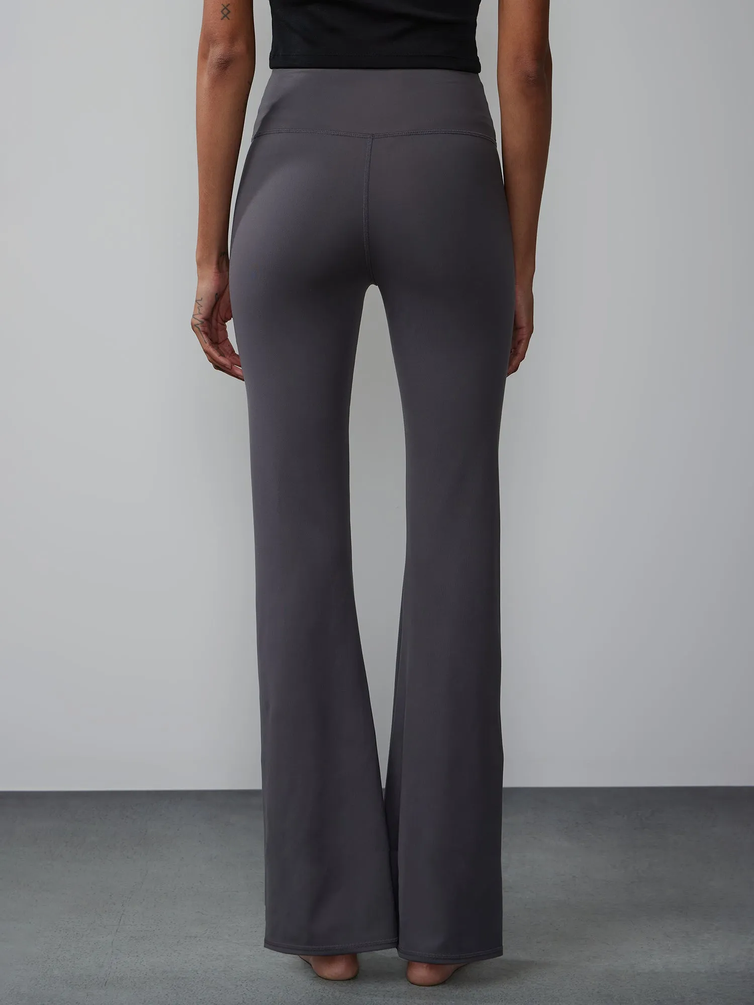 High V-Waist Flare Pant