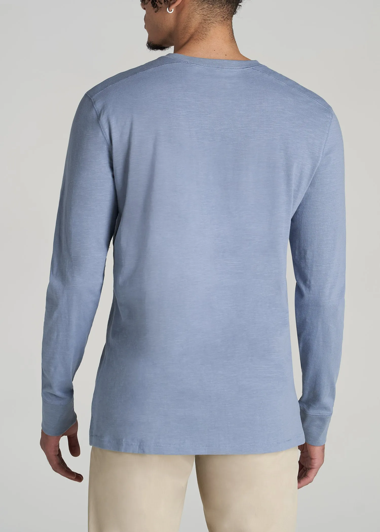 Men's Tall Three Button Long Sleeve Slub Henley in Chambray