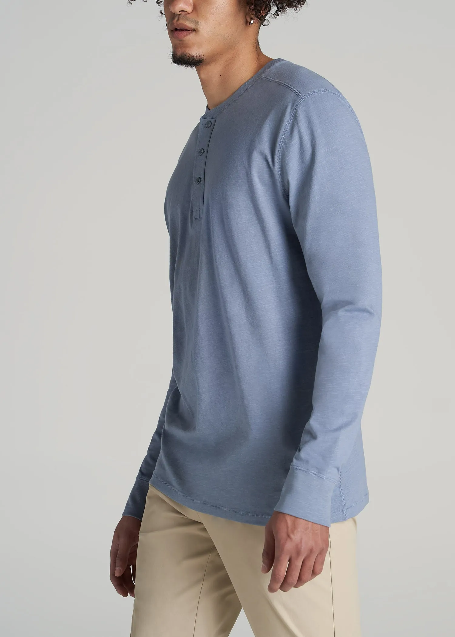 Men's Tall Three Button Long Sleeve Slub Henley in Chambray