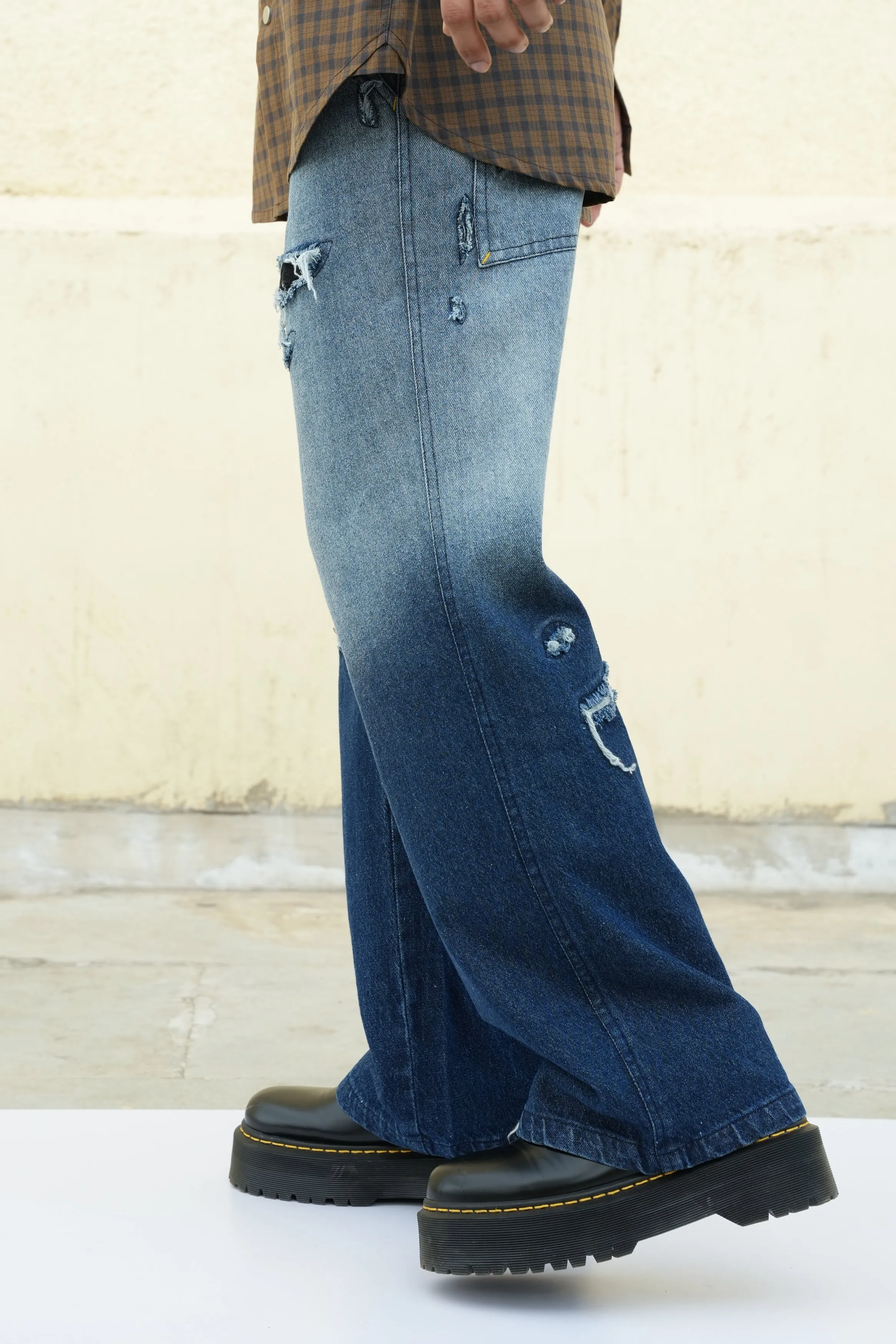 Ombre Distressed Jeans-Indigo - RTW