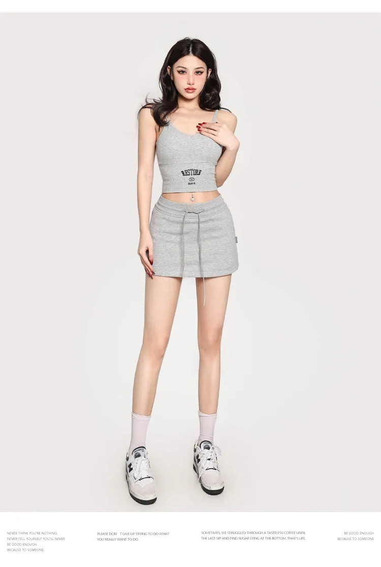 RESTORE Solid Color Sporty Spaghetti Strap Slim Cropped Top