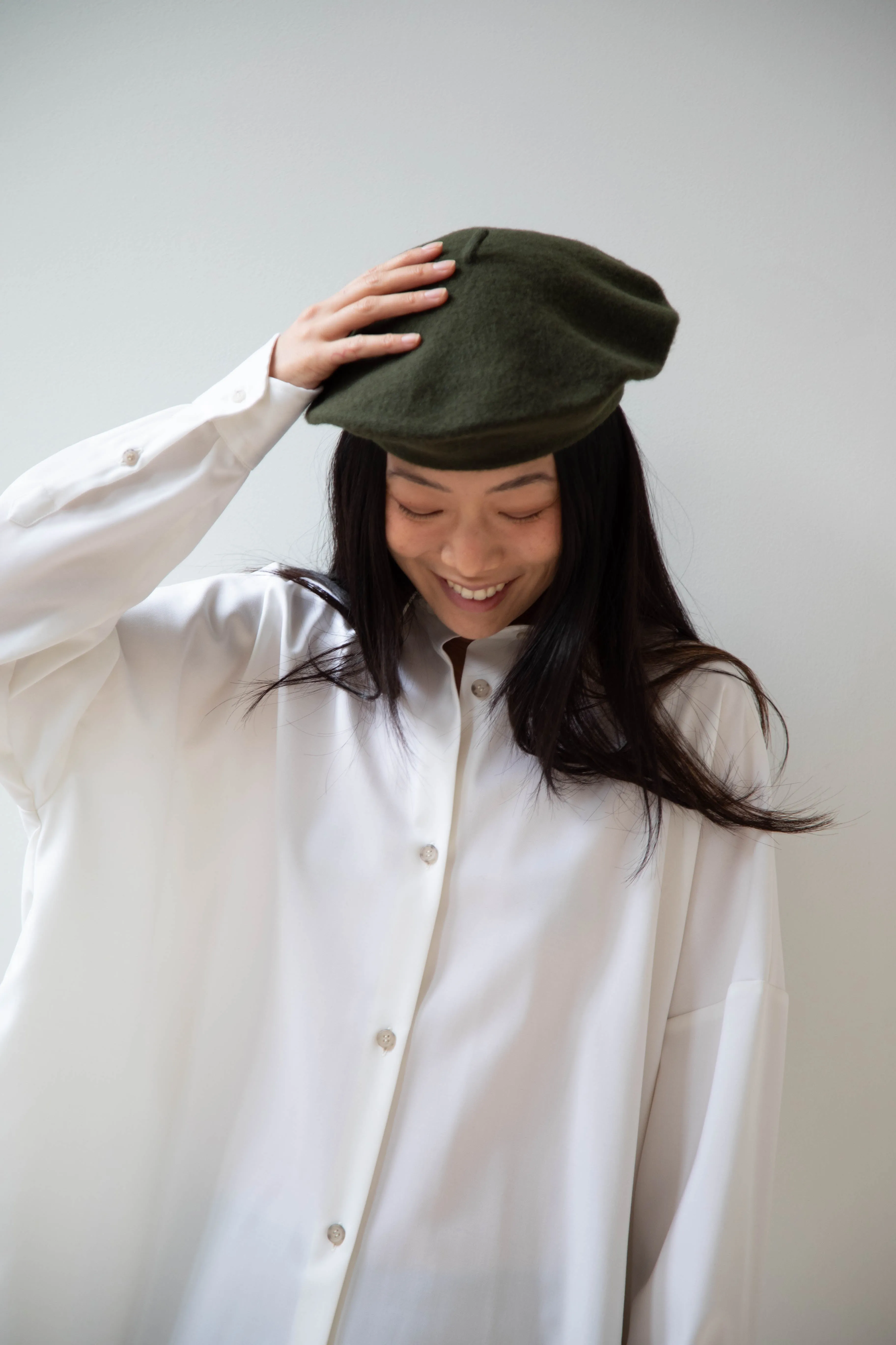 Signa 1925 | Felted Knit Beret in Olive