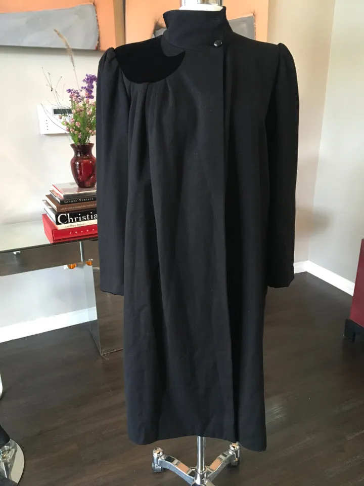 Valentino Size 6 Black Wool Velvet 1/2 Moon Opera Coat Vintage - 2217-14-6819