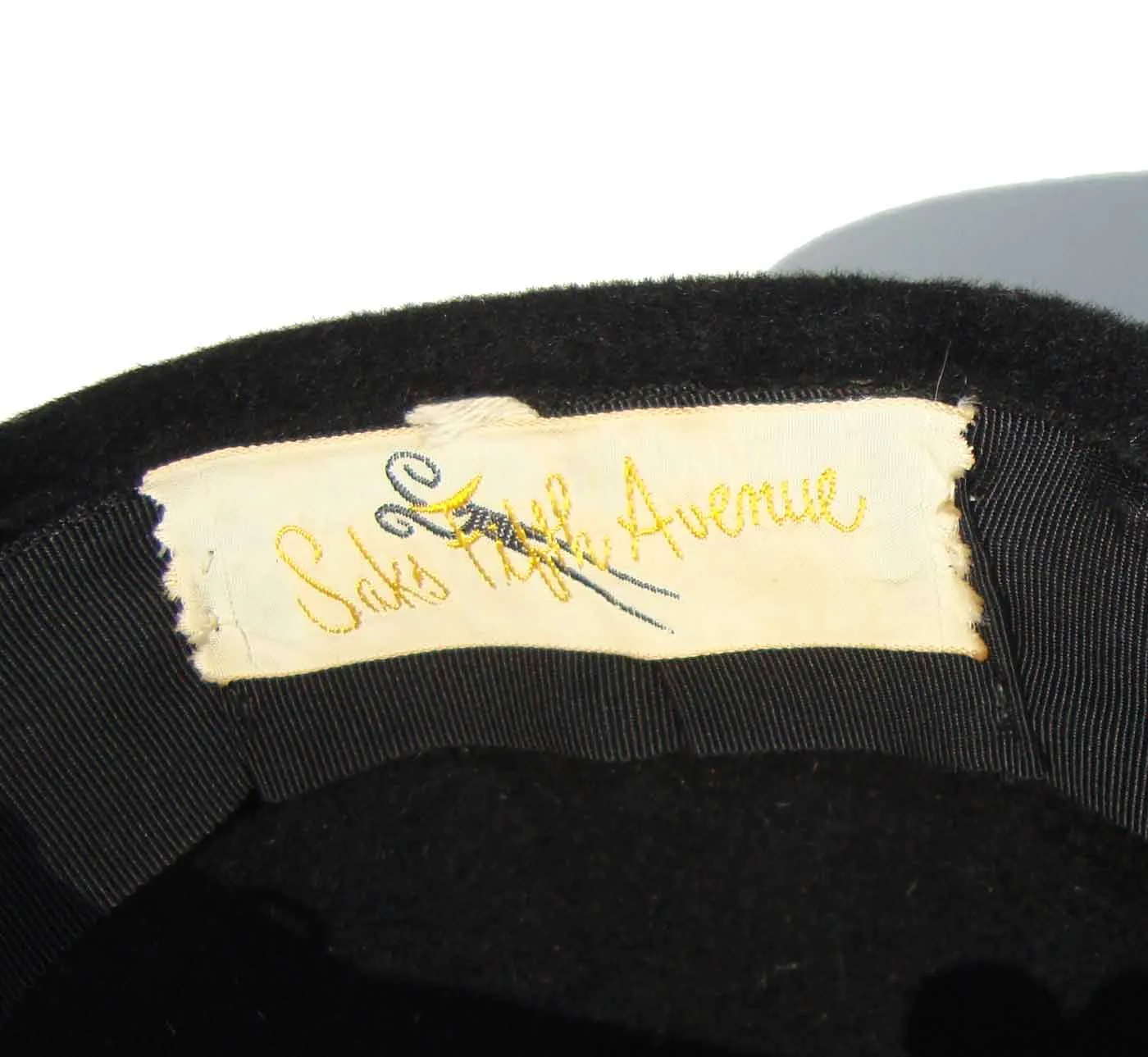 Vintage 60s Luxuria Fez Black Velour Hat & Tassels – Saks Fifth Avenue